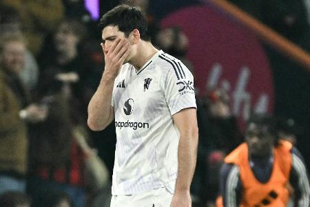 Später Elfmeter, spätes Rot: ManUnited verspielt Sieg