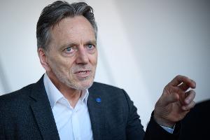 BKA-Präsident Holger Münch ist offen für die Debatte über ein Social-Media-Verbot. (Archivbild)