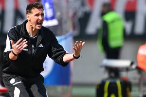 Klose stoppt Kaiserslautern: FCK muss abreißen lassen