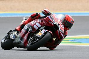 Nach Ärger um Asphaltloch: Marc Márquez gewinnt MotoGP-Sprint