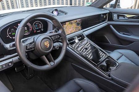 Porsche Panamera 4 E-Hybrid