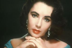  Elizabeth Taylor