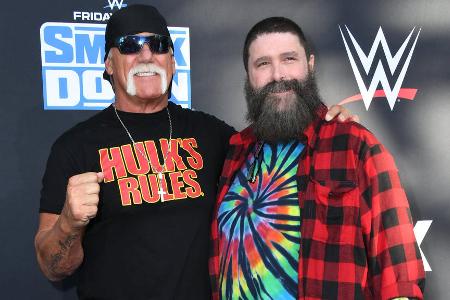 Platz 15: Mick Foley aka Mankind aka Cactus Jack aka Dude Love - Verwandlungs-Künstler und Hardcore-Legende. Bis heute tief im Wrestling-Business verwurzelt, genießt überall Respekt.