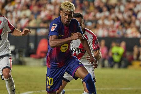 3. Platz: FC Barcelona - Drehen die Offensivstars um Lamine Jamal, Robert Lewandowski und Raphinha so richtig auf, sind sie von keiner Defensivreihe der Welt aufzuhalten. In der spanischen La Liga befindet sich das Team von Hansi Flick wieder auf Meisterkurs, in der Champions League wurde Newcastle United mit 7:2 zerstört. Rechtzeitig zur heißen Phase ist Barca jetzt voll da!