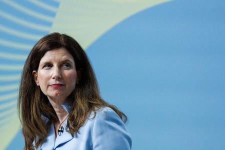 Commerzbank-Chefin Bettina Orlopp will die Eigenständigkeit des Instituts verteidigen. (Archivbild)