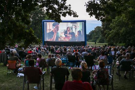 Kulturveranstaltungen machen auch draußen Spaß. (Archivbild)