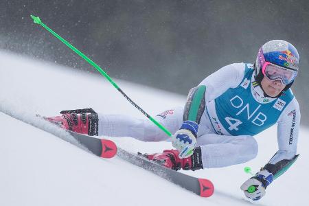 Odermatt scheidet aus, Braathen auf Siegkurs