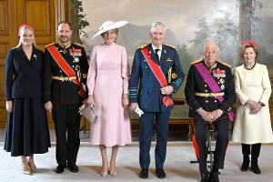 Mette-Marit zeigt sich überraschend beim belgischen Staatsbesuch