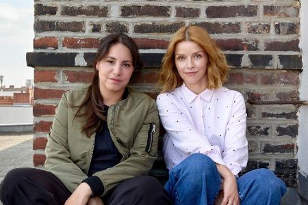 Almila Bagriacik und Karoline Schuch / Kiel