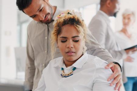 Catcalling und MeToo bei der Arbeit: Das können Betroffene tun