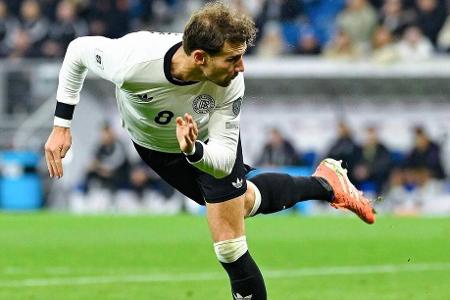 Leon Goretzka (FC Bayern) - Goretzka pendelt beim FC Bayern zwischen Startformation und Bank, für die WM hat ihm Nagelsmann allerdings eine führende Rolle in Aussicht gestellt. Dass er dazu in der Lage ist, steht außer Frage: Bei seinen letzten drei Starts in der Liga war Goretzka jeweils an einem Tor beteiligt (1 Tor/2 Vorlagen).