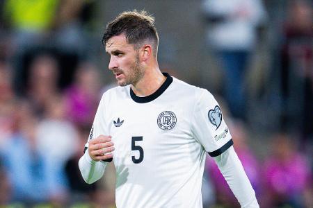 Pascal Groß (Brighton & Hove Albion) - Beim BVB immer mehr außen vor, kehrte Groß im Januar nach England zu Brighton & Hove Albion zurück. Dort ist der Routinier wieder gesetzt und führte die Seagulls zuletzt sogar als Kapitän aufs Feld. Mit Groß als Stabilisator gewann Brighton vier der letzten fünf Spiele - zuletzt rang man Meister Liverpool mit 2:1 nieder.