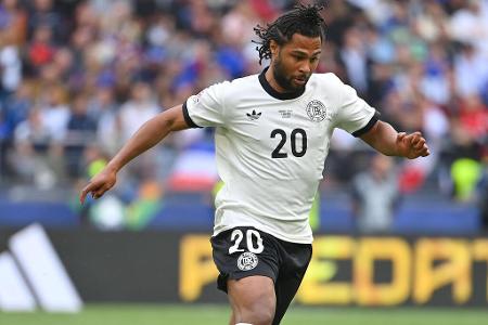 OFFENSIVE: Serge Gnabry (FC Bayern) - Gnabry hat die Empfehlung eines Doppelpacks gegen Union Berlin im Gepäck. Der 30-Jährige kommt trotz enormer Konkurrenz 2025/26 schon wieder auf zehn Tore und zehn Assists für den FC Bayern.