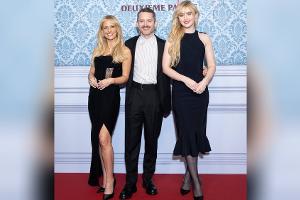 Nach Evakuierung: Sarah Michelle Gellar und Elijah Wood strahlen