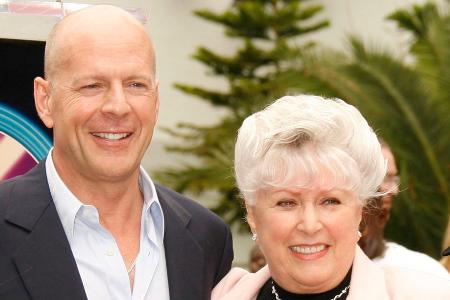 Bruce Willis' Mutter arbeitet mit 90 Jahren in einer Polizeistation