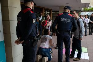 Eine Politikerin sprach von einem "absoluten Drama" und einem "Versagen des Staates".