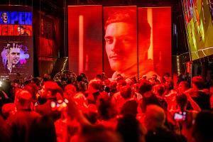 "Wusiala" als "Superhelden" im Museum