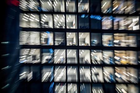 In vielen Betrieben wird eher auf Präsenz geachtet als auf Arbeitsergebnisse.