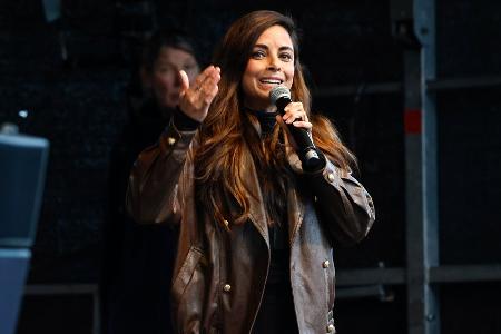 Nach Morddrohungen: Collien Fernandes spricht doch auf Demo in Hamburg