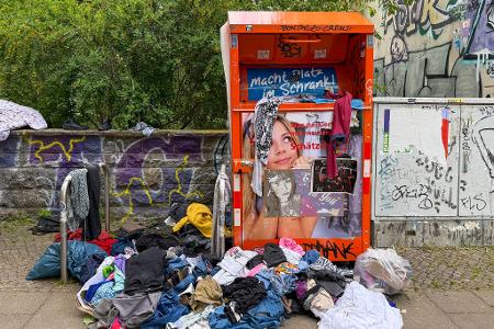 Die Qualität der Abgaben in Kleidercontainern sinkt. (Archivbild)