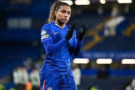 US-Nationalspielerin Macario unterschreibt Rekordvertrag