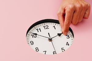 Sanfter Übergang: So meistert man die Zeitumstellung am Sonntag
