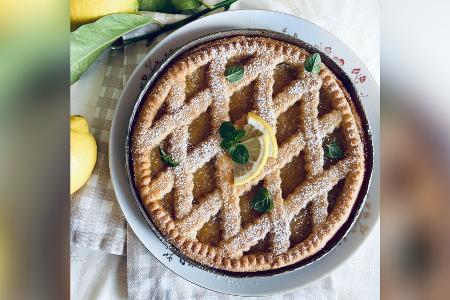 Für kleine Glücksmomente: Zitronenkuchen mit knusprigem Teiggitter