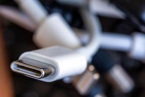 Laptops müssen den USB-C-Anschluss haben. (Archivbild)