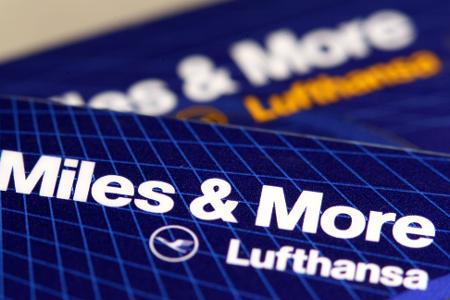 Für Miles & More braucht es eine neue Kreditkarte. (Archivbild)