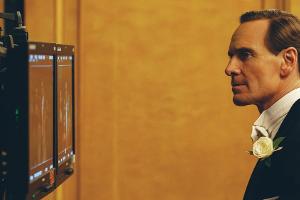 "Kennedy"-Serie: Netflix zeigt erstes Bild von Michael Fassbender