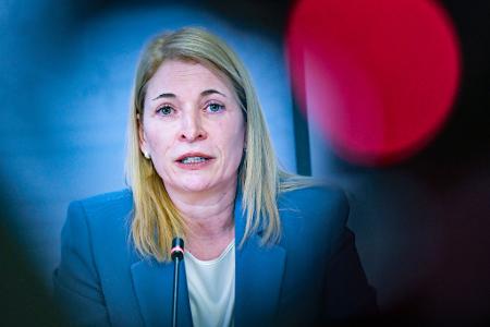 Soll besser von der Bundesregierung unterstützt werden: Bahnchefin Palla. (Archivbild)