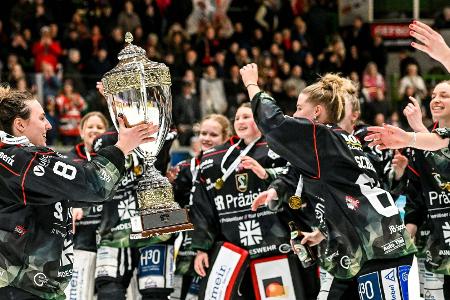 Zuschauerrekord knapp verpasst: Memmingen gewinnt Frauen-Titel