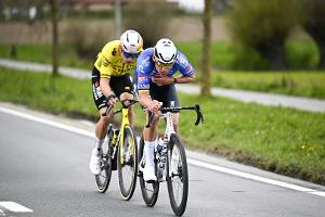 Van der Poel verpasst Triumph in Wevelgem - Philipsen siegt