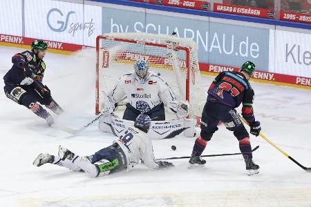 DEL: Berlin kommt in Schwung, Köln erspielt sich Matchpucks