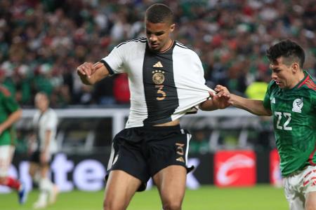 Malick Thiaw (Newcastle United) - Auch Thiaw dürfte nicht gerade vor Selbstvertrauen strotzen. Der Verteidiger stand in der Champions League beim 2:7-Debakel gegen Barcelona 90 Minuten auf dem Rasen und fand sich in der Liga anschließend beim 1:2 gegen Sunderland auf der Bank wieder.