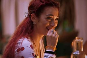 "Reality Queens - auf High Heels durch den Dschungel"