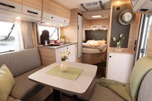 Dethleffs Summer Edition 470 FR, Französisches Bett