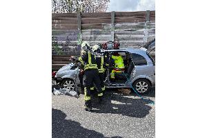 Erstversorgung der Patientinnen im Fahrzeug