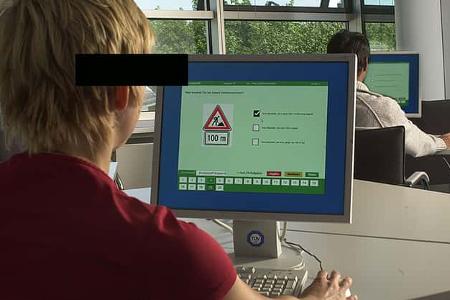 Führerschein-Prüfung am PC 