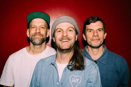 Zum Bandjubiläum der Sportfreunde Stiller: Doku und Podcast in der ARD