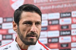 Turbulentes U21-Spiel: Zwei Stunden Unterbrechung