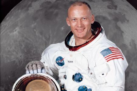 Buzz Aldrin 
