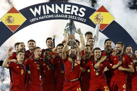 Platz 2 (▼1): Spanien - 1876.40 Punkte