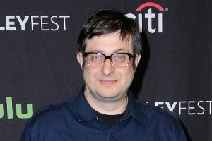 Synchronsprecher Eugene Mirman aus brennendem Fahrzeug gerettet