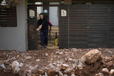 Nach schweren Unwettern haben etwa die Menschen mit den Folgen von Hochwasser zu kämpfen. 