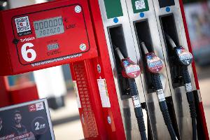 Diesel ist so teuer wie nie zuvor im bundesweiten Tagesdurchschnitt. (Archivbild)