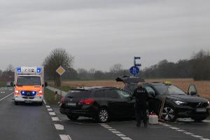 Eine Person wurde bei dem Unfall verletzt.