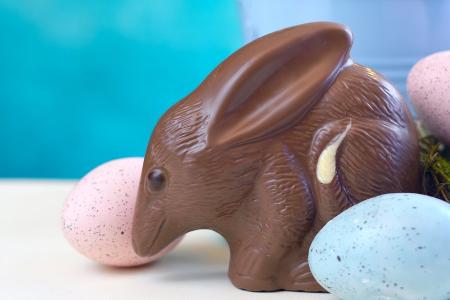 Anti-Osterhase und Wasserschlachten: So feiert die Welt Ostern