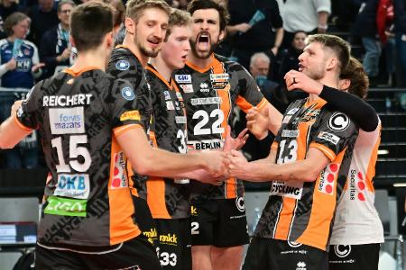 Volleyball: Berlin vorzeitig im Playoff-Halbfinale