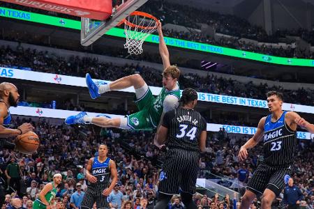 NBA: Mavericks gegen Magic – Cooper Flagg mit Dunking-Highlight